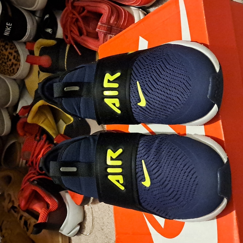 Nike
